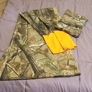 Skirt w/ matching scarf